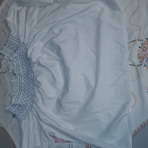 Vineyard Vines 3/4 Sleeve Smocked Blue & White Stitching Sz L Blouse Tunic - Picture 9 of 12